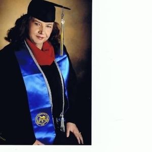 Meet your Posher, Connie